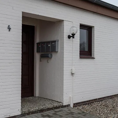 Haus Finkwarder 4 Apartamento *